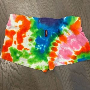 junior hard tail shorts size large
